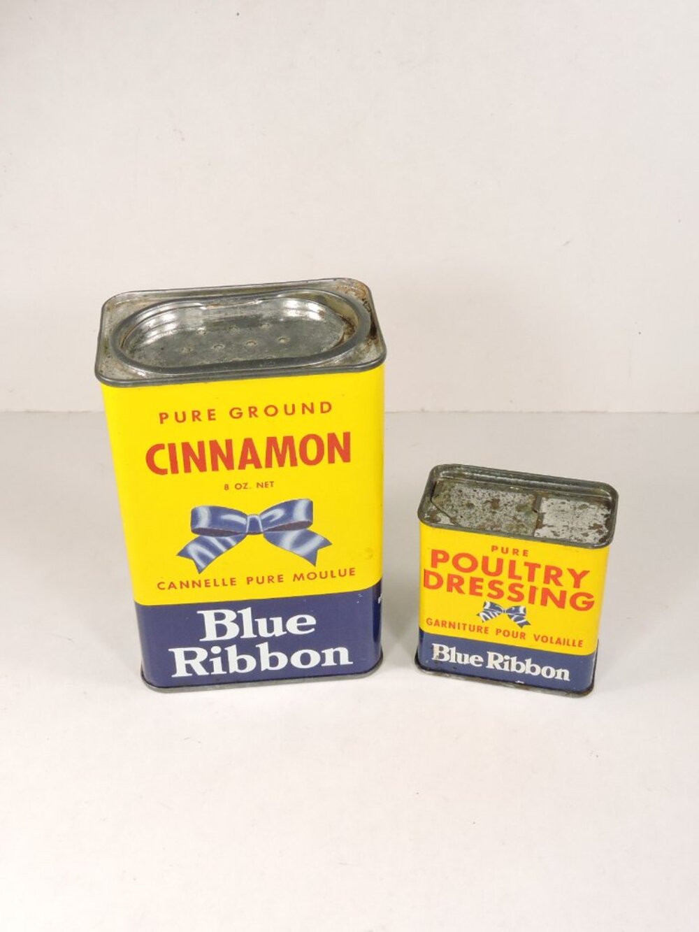 Vintage Blue Ribbon Spice Tins Cinnamon & Poultry Dressing - Both Empty